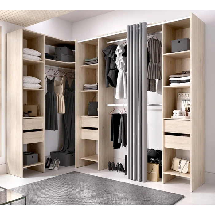 Complete wardrobe 