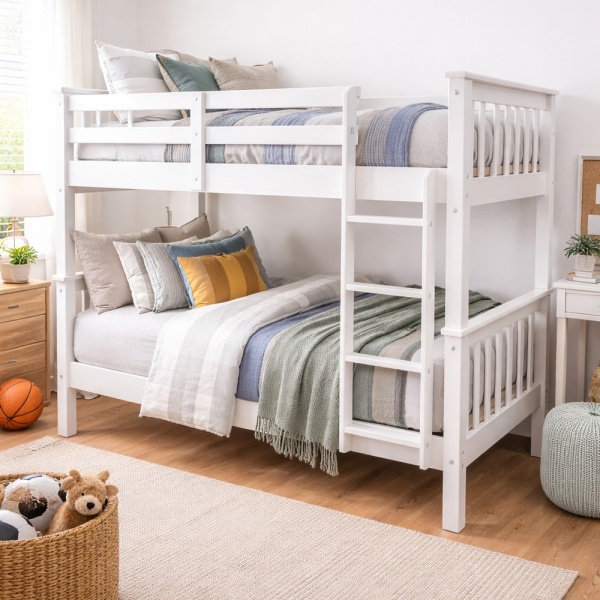 Minerva Vicawu white wooden bunk bed in modern kids bedroom, 90x190 cm